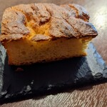 （h）etta - フォカッチャ