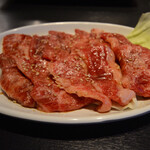 Yakiniku Tonchan No Oomi Eki Maeten - 