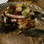 Italian Dining Banyan Tree - 魚介のサラダ