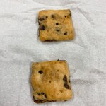 ファミリーマート - 料理写真:ちいさなオールレーズン  中身