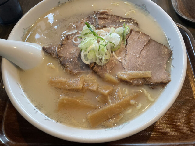 三代目 鳥よし（サンダイメ トリヨシ） - 糸井（ラーメン）の写真