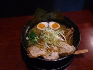 Ramen Kazuya - KAZUYA特製らーめん!!★常連様大人気☆こってりなのにあっさり(´∀｀)ｺﾗｰｹﾞﾝたっぷり♥