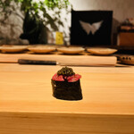 鮨 尚充 - キャビアとネギトロ