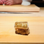 鮨 尚充 - ノドグロ炙り　握り