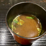 食堂こなん - 赤出汁