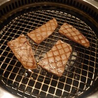 焼肉 拍手喝采 - イイ感じ