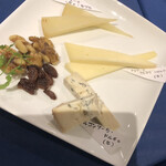 Ristorante Due by2Leoni - チーズ盛り合わせ　ハーフ