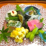 比良山荘 - 八寸　猪ロースト　鮎馴れ鮓　岩魚押し寿司など　