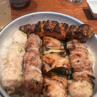 伊勢廣 京橋本店 - 五本丼