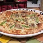 トリワイン ＰＩＫＯＳＨＨＨＵ - シーフードピザ