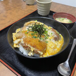 中西食堂 - かつ丼（800円）