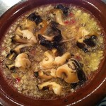 海螺的大蒜橄榄油风味锅