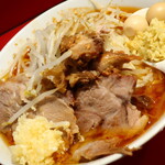 ラーメン二郎 - ラーメン半分＋ニンニク多め＋ショウガ半分SK
