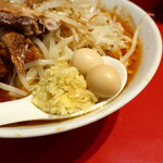 ラーメン二郎 - ショウガ半分