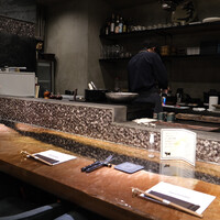 鉄板焼きWAGYU LIVERARY - カウンター席