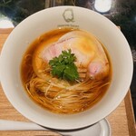Japanese Ramen Noodle Lab Q - 醤油らぁ麺