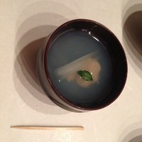 西麻布 拓 - 小さなお吸い物。