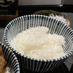 酒肴場 屯 - 白飯¥150