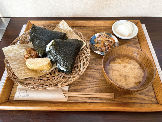 移転】diningkitchen&cafe えんむすび （ダイニングキッチンアンド