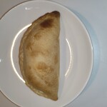 La Rey Empanada - 温めはオーブンがオススメ！こんがり焼き目がつくくらいで生地がパリッ