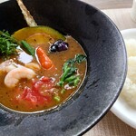 Jonzukicchin - エビとトマトのスープカレー