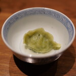 桃仙閣 - 海老と青紫蘇の水餃子