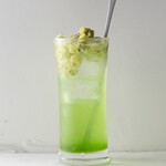 Frozen kiwi slice Chuhai (Shochu cocktail)