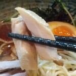 麺処 びぎ屋 - 鶏チャーシュー