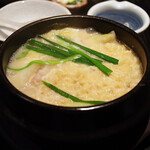 Gyouzanabe A-Chan Kitashinchi - 餃子鍋ホルモンランチ(920円)
                        白スープ･白ご飯
                        インスタントラーメントッピング(+80円)