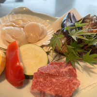 鉄板焼き 七里ガ浜 - 焼いてもらう前