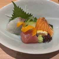 和食日和 おさけと 日本橋 - 刺身盛り合わせ