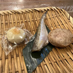 磯丸水産 - お通し　399円