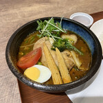 Kare Shokudou Kokoro - 骨付きチキンとたっぷり野菜のスープカレー