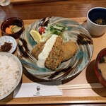 Hashinoyu Shokudou - ミックスフライ定食　1000円