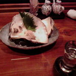 さしみの魚紳 - 牡蠣のサイズの大きさにびっくり！