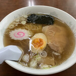 プッペ - ランチの醤油ラーメン