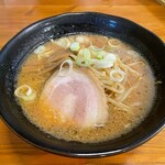 酒と肴とラーメン おかめん - 味噌ラーメン