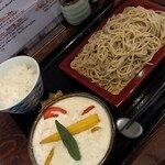 183210021 - 冷しグリーンカレーせいろ、ライス