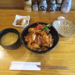 焼鳥居酒屋 代表鳥締役 かいかぶり - 限定、焼き鳥丼