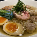 らーめん 鉢ノ葦葉 - わんたん麺