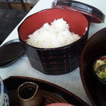 レストランKEI - ご飯はちいさいお櫃に入ってきますしかもお代わりできますって！