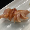 Sushi Koichi - ❶赤貝〜未だ産卵期で小さいが剥きたてのはやはり美味しい。食感がまったく違う。