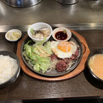 Teppanyaki Kuwachan - 牛ハラミ鉄板定食　950円