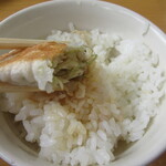 青竹手打ラーメン 日向屋 - 餃子をワンバン！