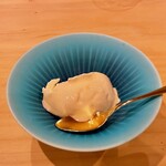 勢麟 - 静岡ジャージー牛のアイス