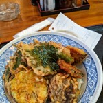 泉町岩井屋 - 野菜天丼