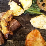 サボサボ - 鉄板技が注入された食材たち