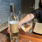 薫 HIROO - カリフォルニアの白。イタリアのセパージュを複数混醸