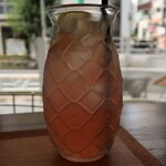The Holiday LOUNGE - ピンクレモネード　550円