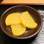 Yoshizushi - お刺身定食の小鉢②
